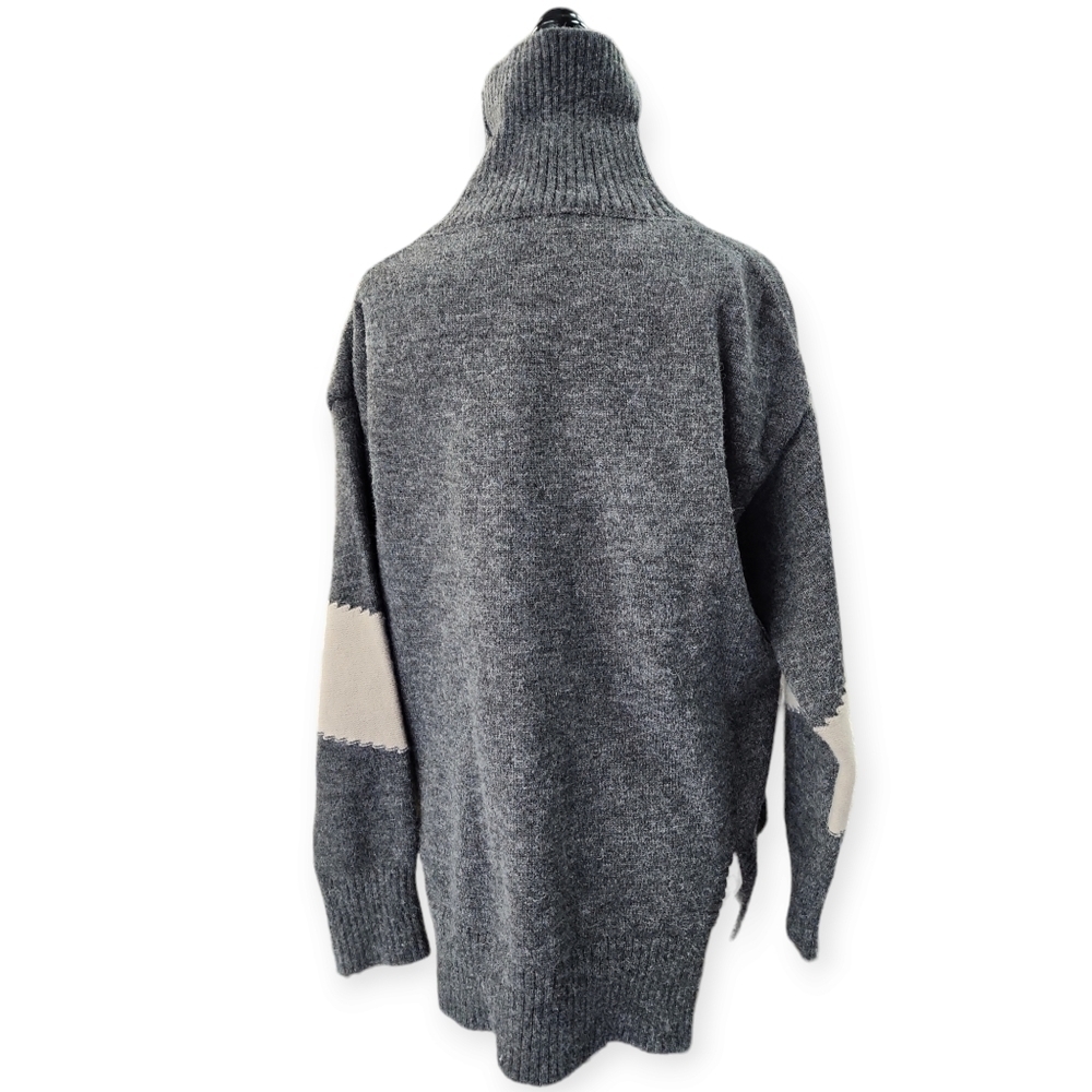 Wool Knit Turtle neck pullover - Picture 3 of 7